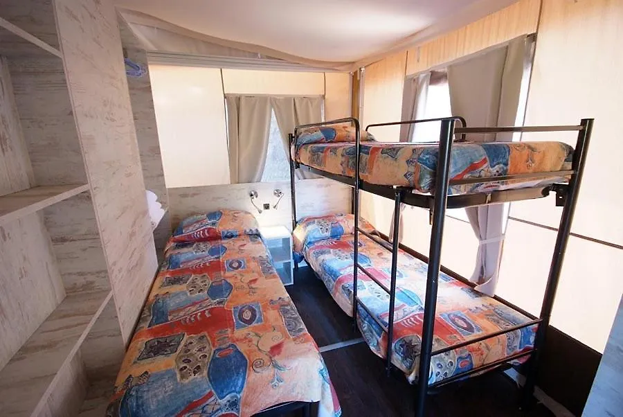 Camping Village Scaglieri Portoferraio 0*,  Italia