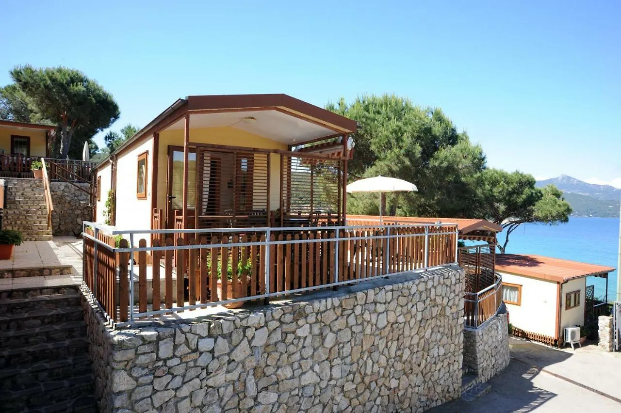 Camping Village Scaglieri Portoferraio 0*,
