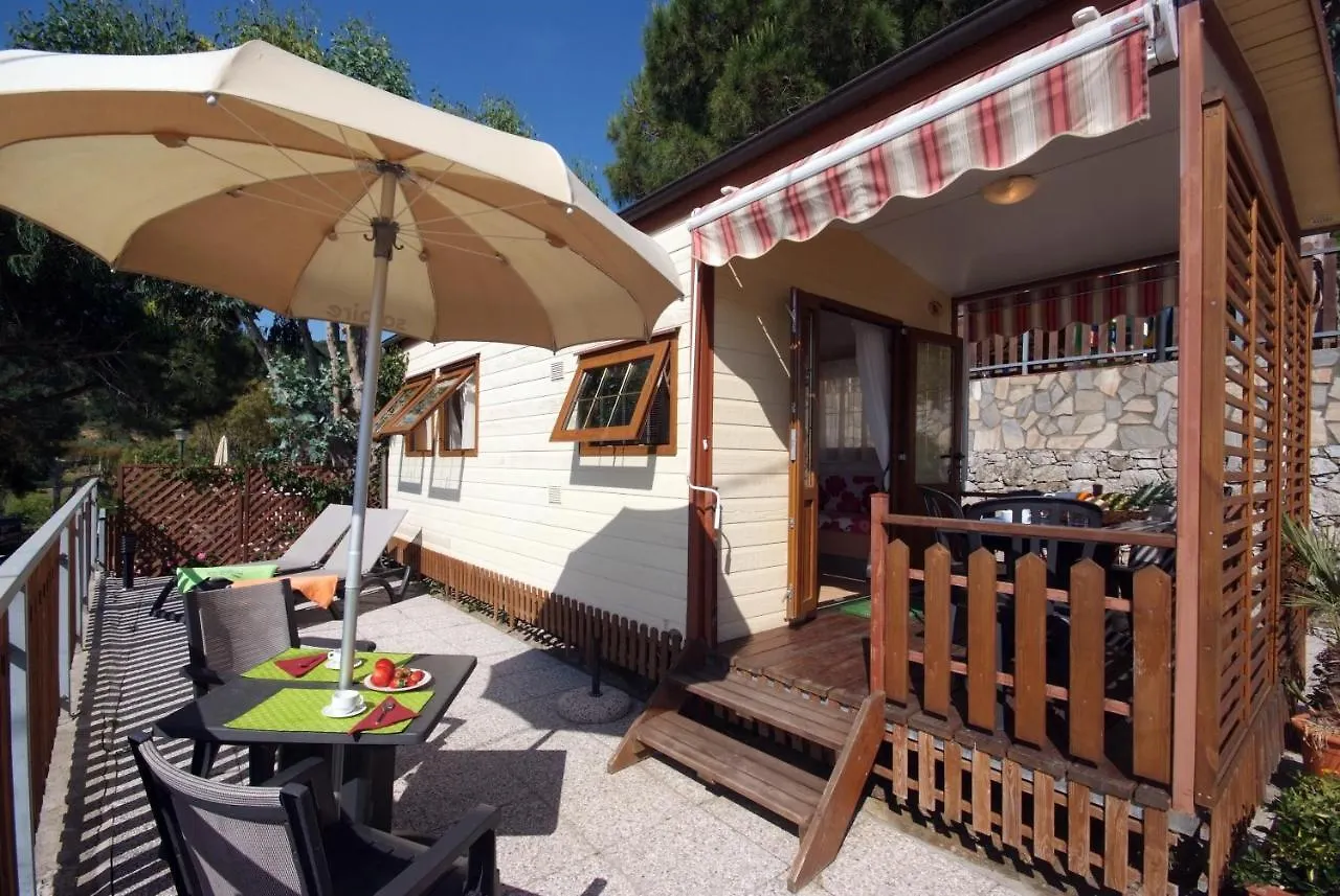 פורטופראיו Camping Village Scaglieri